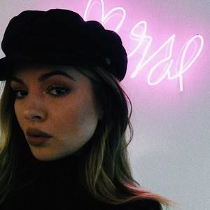 Meet your Posher, Madison